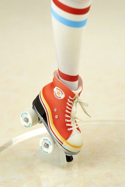 QUES Q Rikka Takarada Cheer Girl Ver SSSS.GRIDMAN Figure 7 QUES Q Rikka Takarada Cheer Girl Ver SSSS.GRIDMAN Figure - Image 5