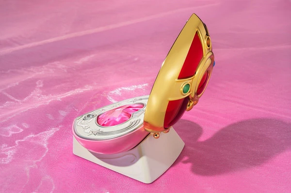 TAMASHII NATIONS Cosmic Heart Compact Brilliant Color Ver Pretty Guardian Sailor Moon Proplica 8 TAMASHII NATIONS Cosmic Heart Compact Brilliant Color Ver Pretty Guardian Sailor Moon Proplica - Image 6