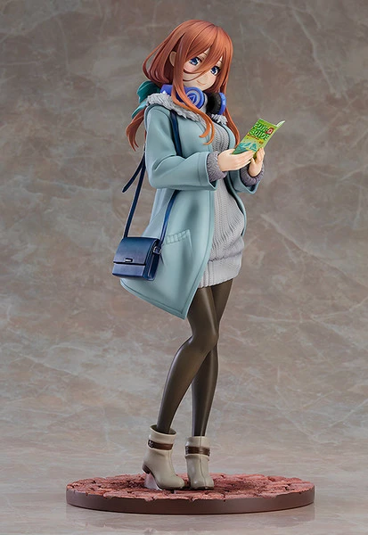 GOOD SMILE Miku Nakano Date Style Ver The Quintessential Quintuplets Figure 4 GOOD SMILE Miku Nakano Date Style Ver The Quintessential Quintuplets Figure - Image 2