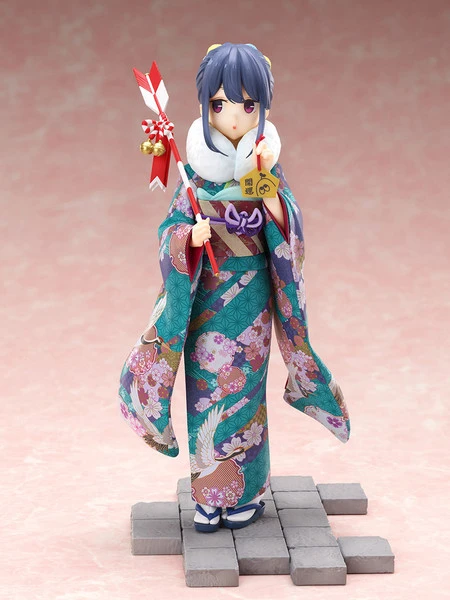FURYU Rin Shima Furisode Ver Laid-Back Camp Figure 7 FURYU Rin Shima Furisode Ver Laid-Back Camp Figure - Image 5