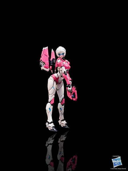 FLAME TOYS Arcee Transformers Furai Model Kit 10 FLAME TOYS Arcee Transformers Furai Model Kit - Image 8