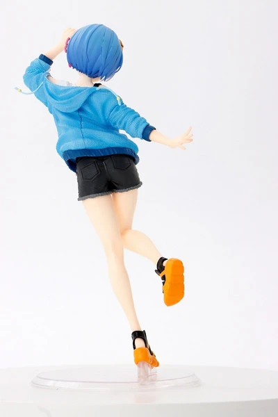 TAITO PRIZE Rem Sporty Summer Ver Re:ZERO Prize Figure 7 TAITO PRIZE Rem Sporty Summer Ver Re:ZERO Prize Figure - Image 5