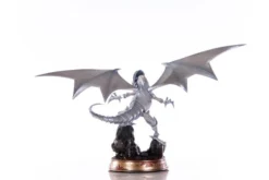 FIRST 4 FIGURES Blue-Eyes White Dragon White Variant Ver Yu-Gi-Oh! Statue -Anime peripheral Sales 761568008036 figure blue eyes white dragon white variant ver yu gi oh pvc statue altu