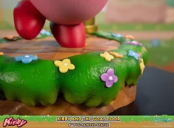 FIRST 4 FIGURES Kirby And The Goal Door Statue -Anime peripheral Sales 761568008494 figure kirby and the goal door altt