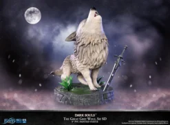 FIRST 4 FIGURES The Great Grey Wolf Sif Dark Souls Figure